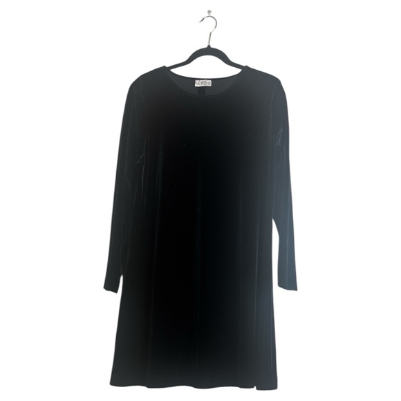 Black Long Sleeve Crew Neck Dress for Work - Picture 1 of 6